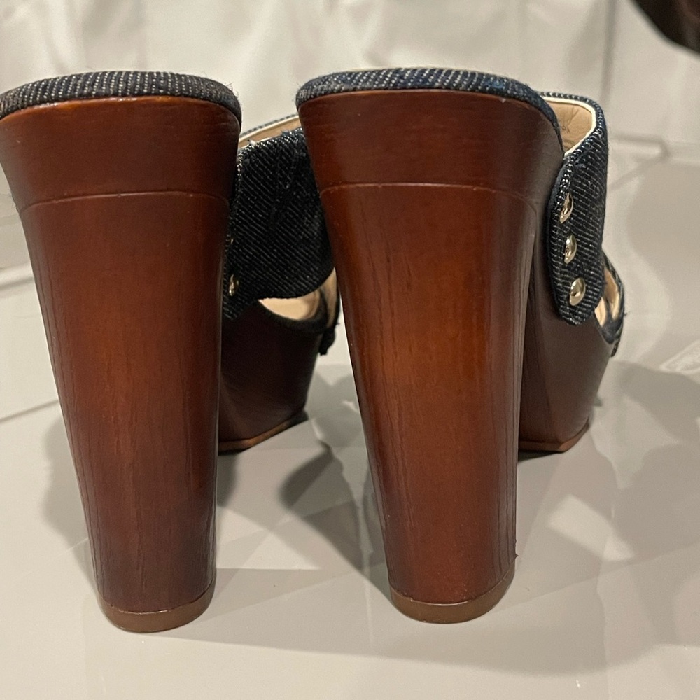 ✨Vince Camuto Sexy Jean Heels✨ - Picture 5 of 9